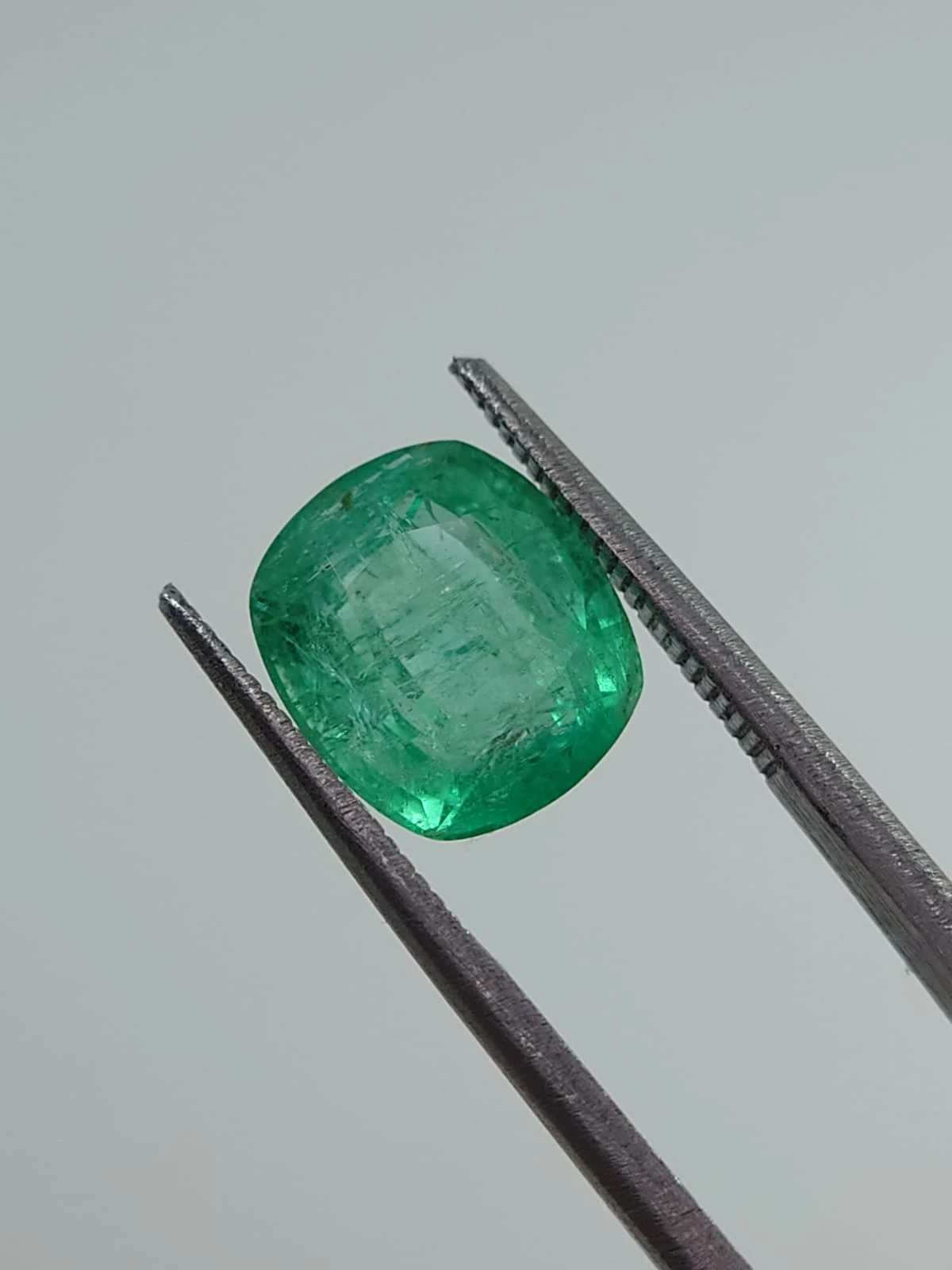 3.7ct Natural Emerald  Loose Gemstone From Panjshir Afghanistan — view 1